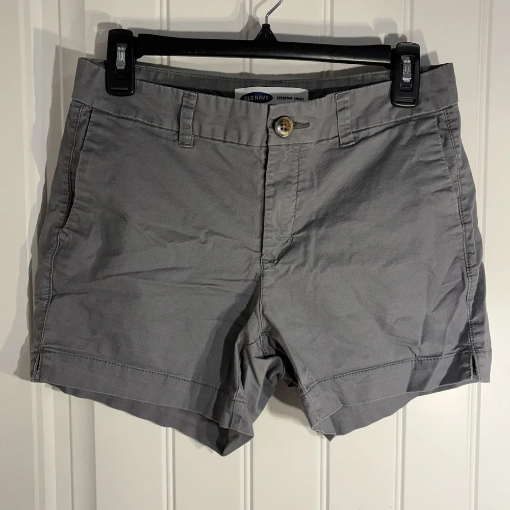 Old Navy Shorts Women's 2 Gray Twill Low-Rise Flat-Front 29x7-Measured Casual